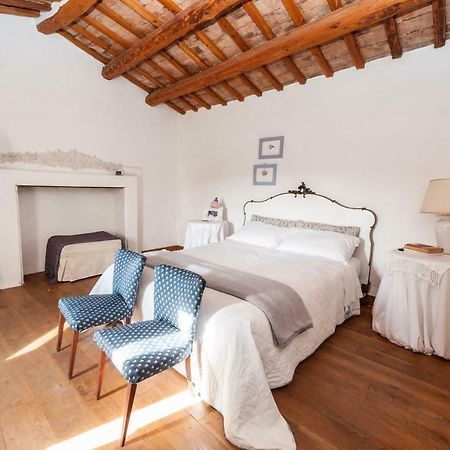 Le Bumbarelle Bed & Breakfast Tavoleto Exterior photo