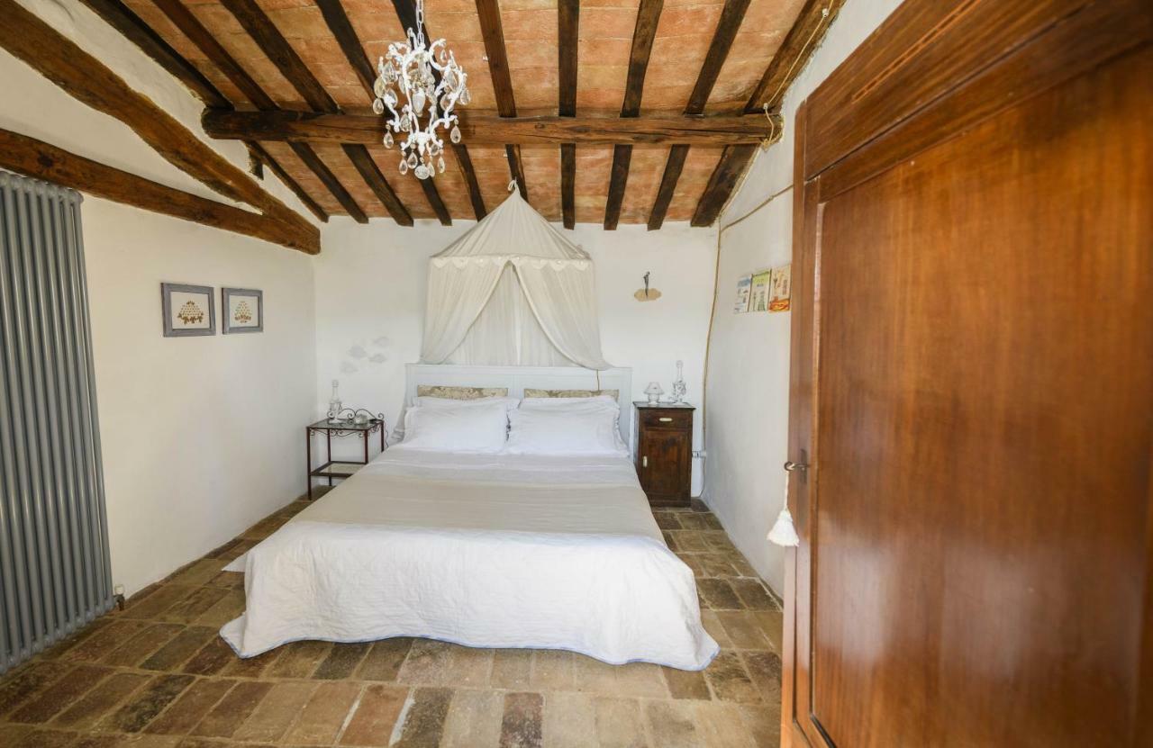 Le Bumbarelle Bed & Breakfast Tavoleto Exterior photo